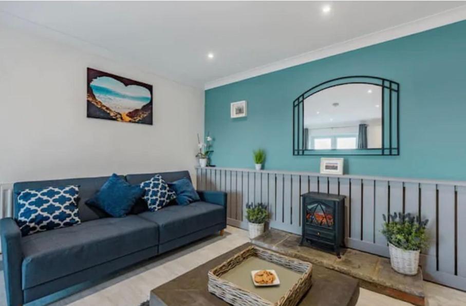 1 Bedroom Holiday Let In The Heart Of West Wales Carmarthen Buitenkant foto